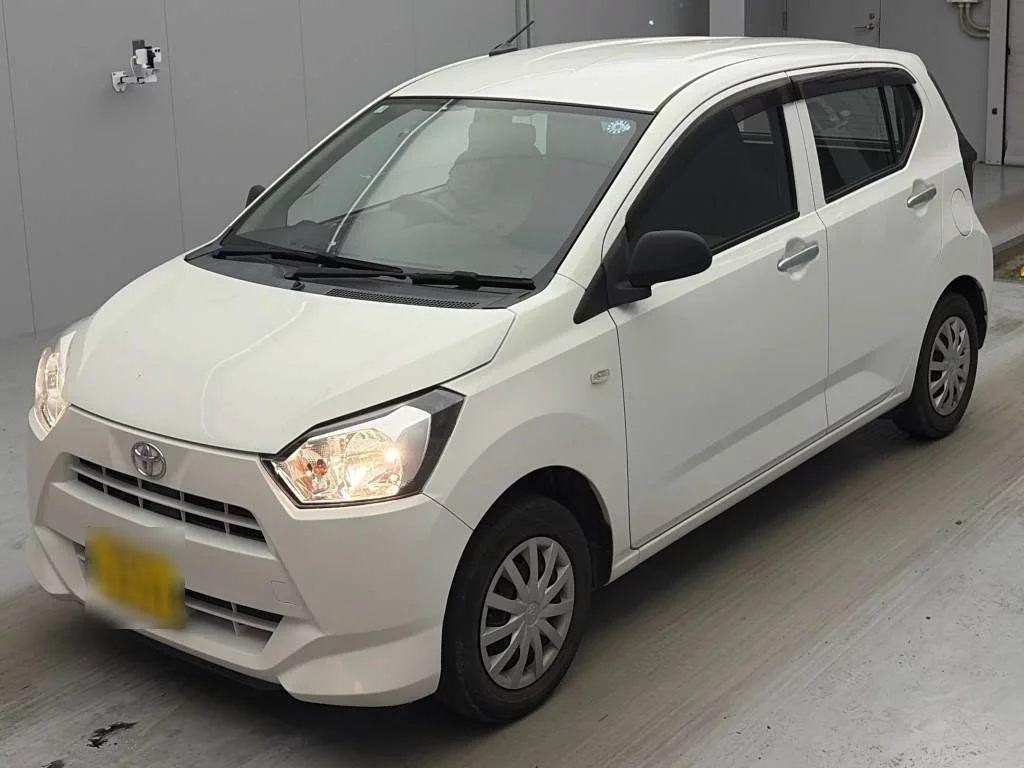 Toyota Pixis Epoch LA350A 2021